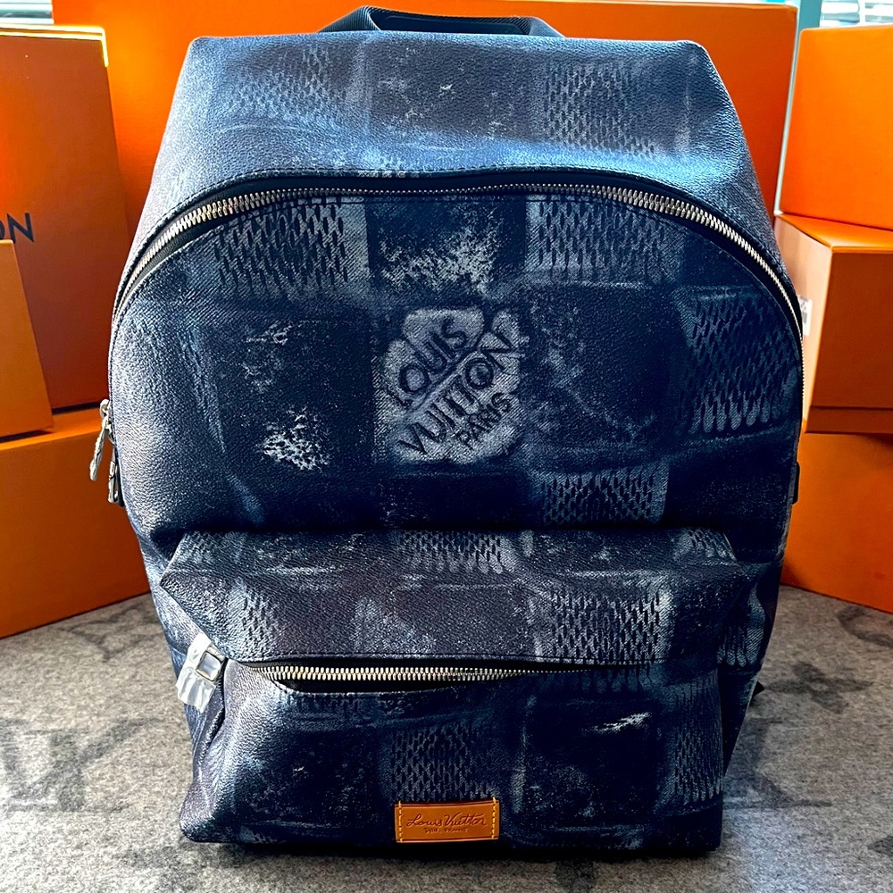 💧🔥LV discovery damier backpack rare💧🔥